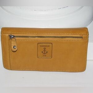 EUC Harbour 2nd Women’s Amber Gold Genuine Leather Wallet Clutch